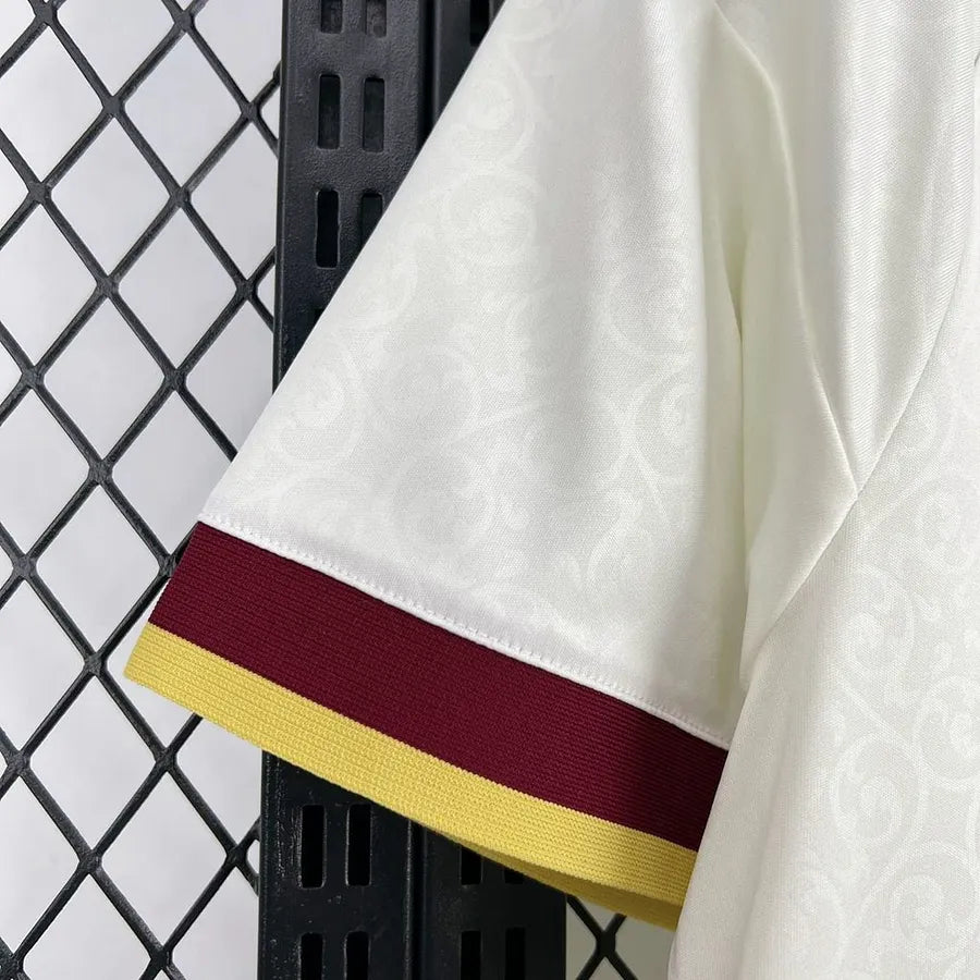 Camiseta de visitante de España para el Mundial 2026, color blanco.