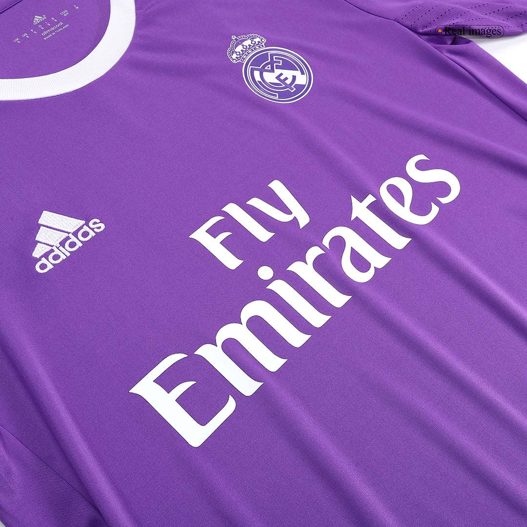 Camiseta de fútbol vintage de manga larga ModriĆ #19 de visitante del Real Madrid 2016/17
