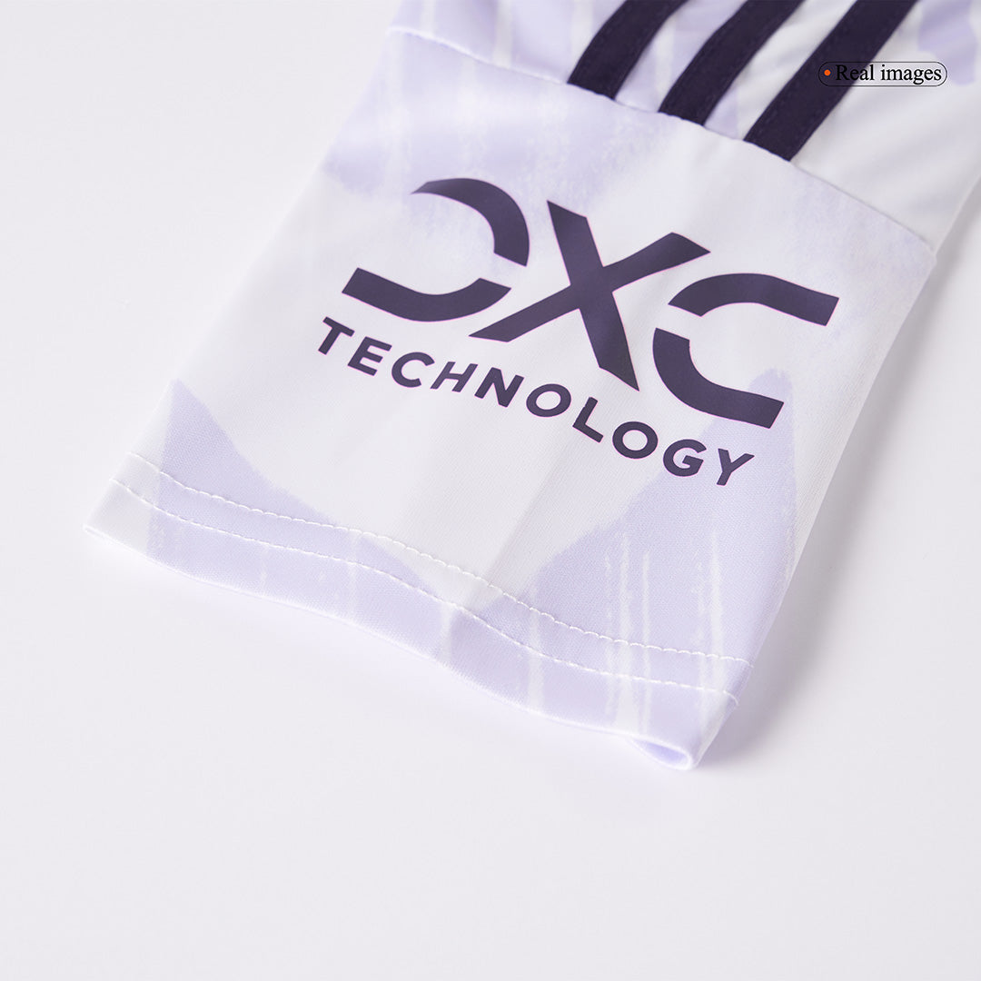 Kit de fútbol visitante del Manchester United para niño (Kit, pantalón corto y calcetines) 2025/26, color blanco