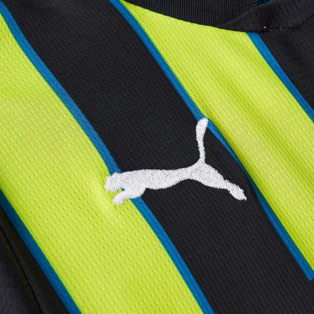 Kit de visitante del Manchester City para niño (camiseta y pantalón corto) 2024/25
