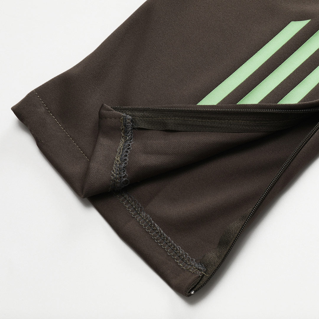 Kit de chaqueta del Real Madrid 2025/26 - Verde