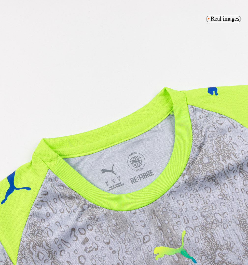 Kit de fútbol visitante del Manchester City para niños (Kit, pantalón corto y medias) 2025/26