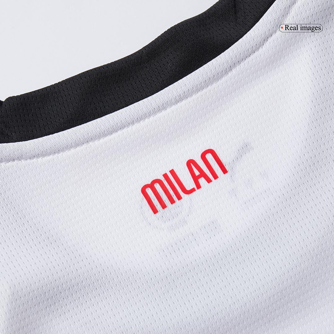 Kit de visitante del AC Milan (Kit y pantalón corto) 2025/26, color blanco