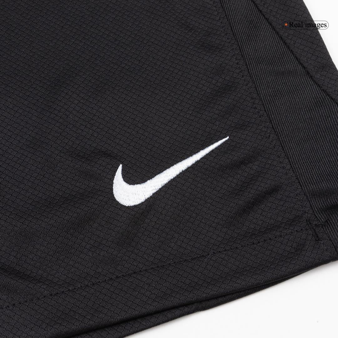 Kit de fútbol visitante del Chelsea (camiseta, pantalones cortos y calcetines) 2025/26